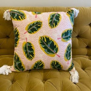 Tropical leaf decorative pillow